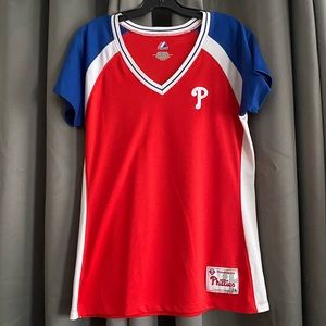Juniors Phillies Poly Sport Tee. Size XL.
